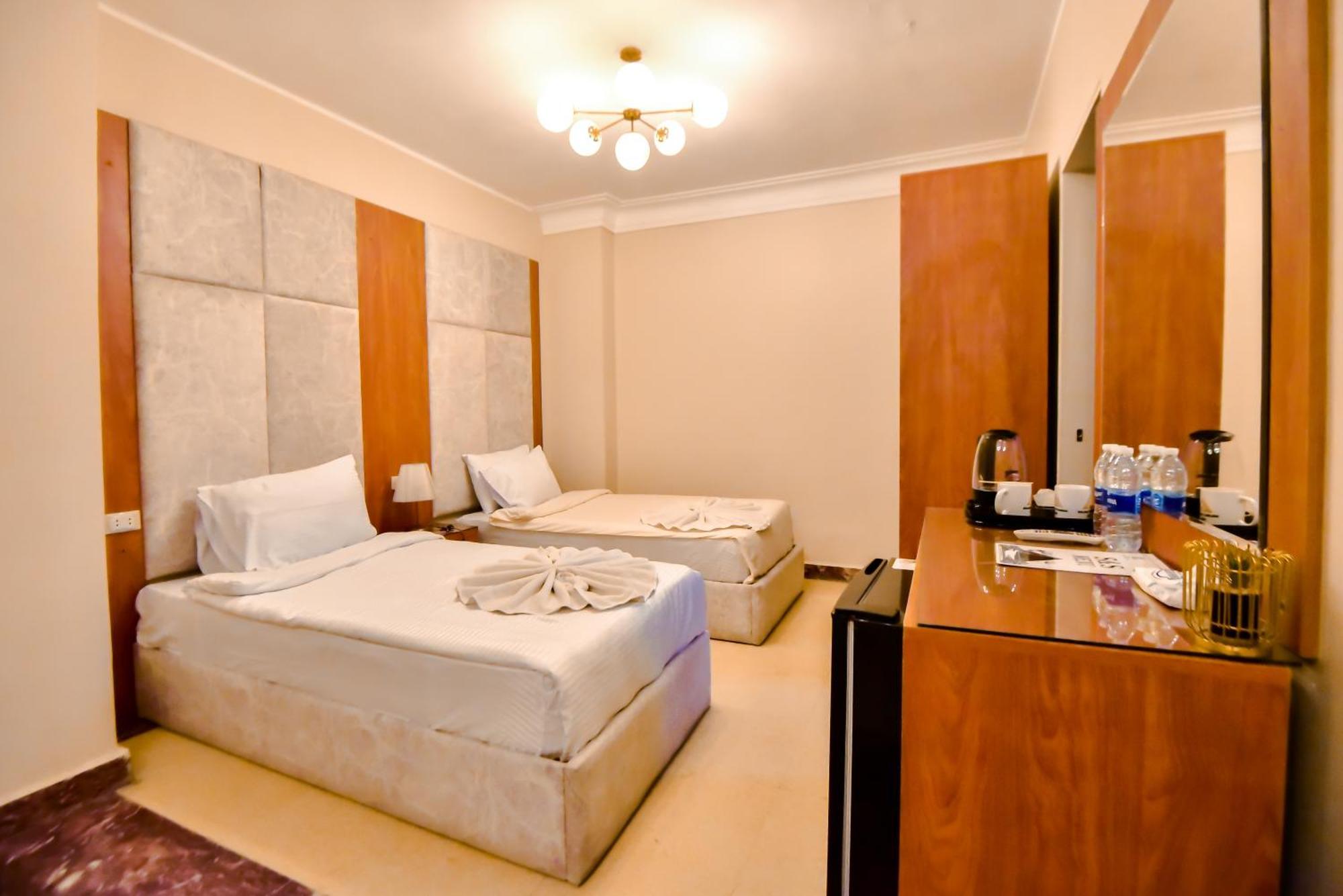 Solima Pyramids Inn Kafrat al Jabal ภายนอก รูปภาพ